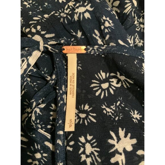 Free People Navy Blue Dress W/ White Floral Pattern & Rear Key Hole, Size Small - Picture 2 of 10